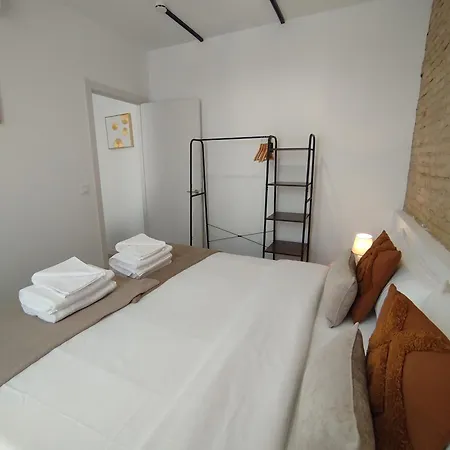 Hotel apartamentowy Tayp Sol 120 Sewilla