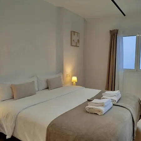 Hotel apartamentowy Tayp Sol 120 Sewilla